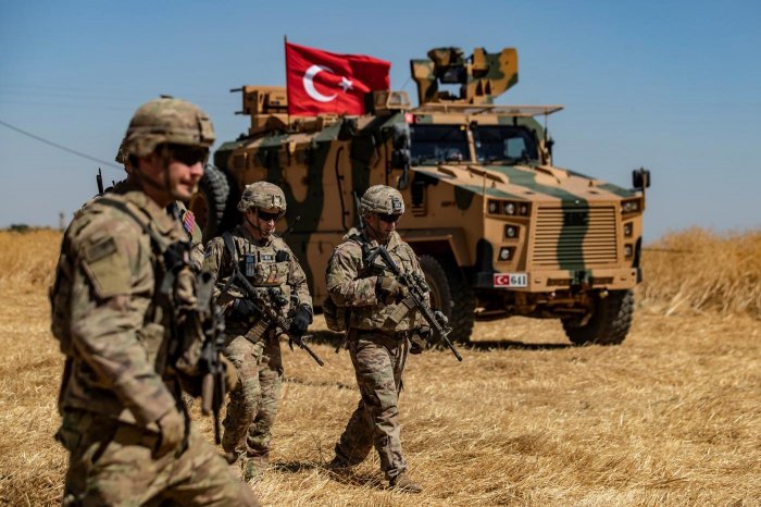 Türkiyədə hərbi maşına atəş açan terrorçular tutulub