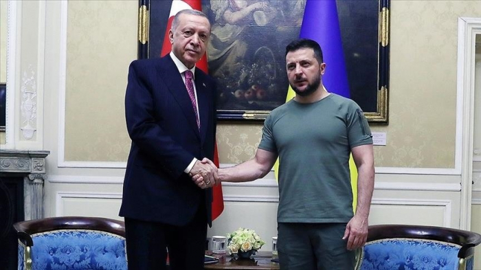 Erdogan discute avec Zelensky des récents développements de la guerre russo-ukrainienne