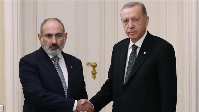   Erdogan reçoit le Premier ministre Nikol Pashinyan à Prague  