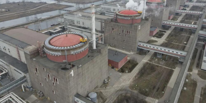 Ukraine : la centrale de Zaporijjia coupée de l