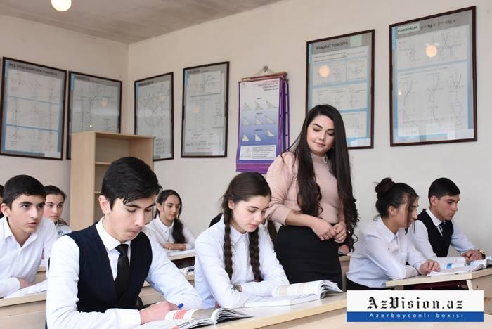Bakı məktəblərinə işə qəbulun müsahibə mərhələsi keçirilib
Bakı məktəblərinə işə qəbulun müsahibə mərhələsi keçirilib