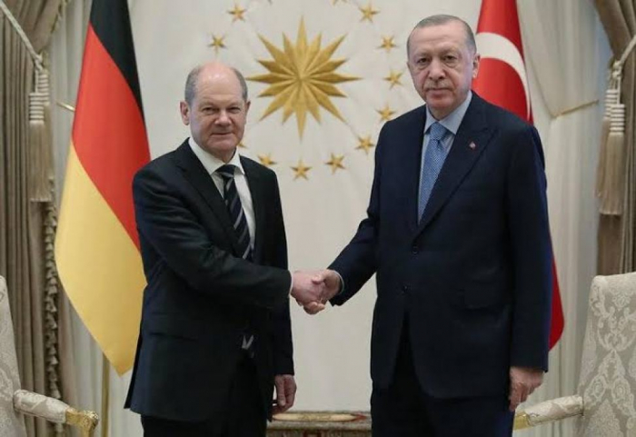 Erdogan urges Scholz for Germany to adopt neutral stance on East Med