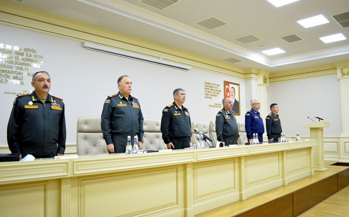   Azerbaijani defense minister holds official meeting   