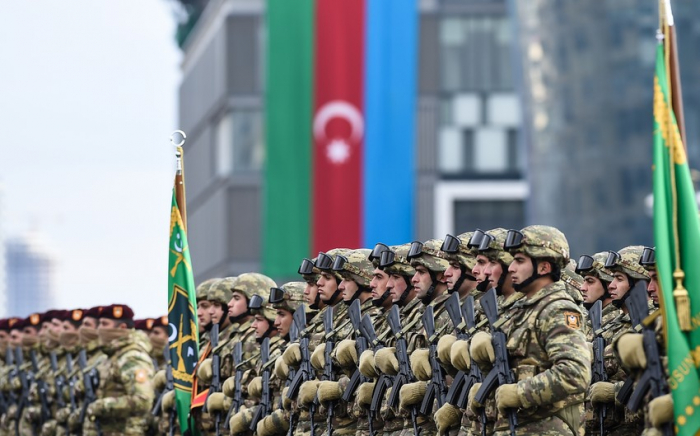  Militäroffiziere der Ukraine gratulierten der aserbaidschanischen Armee 