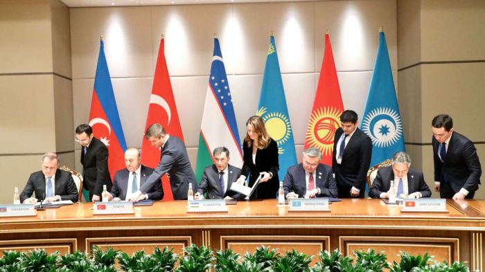   Azerbaijani FM signs important documents before OTS summit  