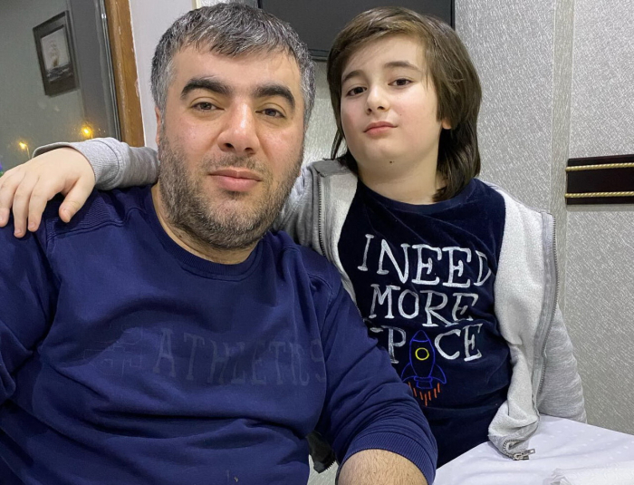 “Ay papa, heyif səndən” - Rəşad Dağlının oğlu + VİDEO
“Ay papa, heyif səndən” - Rəşad Dağlının oğlu + VİDEO