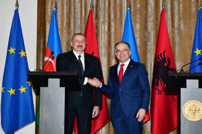    Prezident albaniyalı həmkarını Azərbaycana dəvət edib  
   
