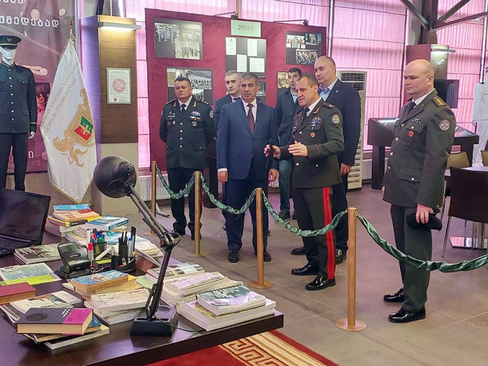 Azerbaijani defense minister visits Georgian National Defense Academy