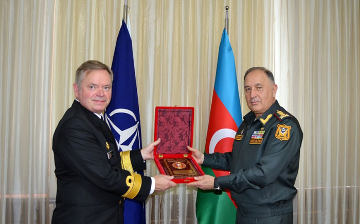   Karim Valiyev informierte den Konteradmiral der NATO über die Arbeit in den befreiten Gebieten  