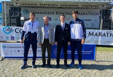 Remero azerbaiyano gana la medalla de oro en el maratón de Türkiye