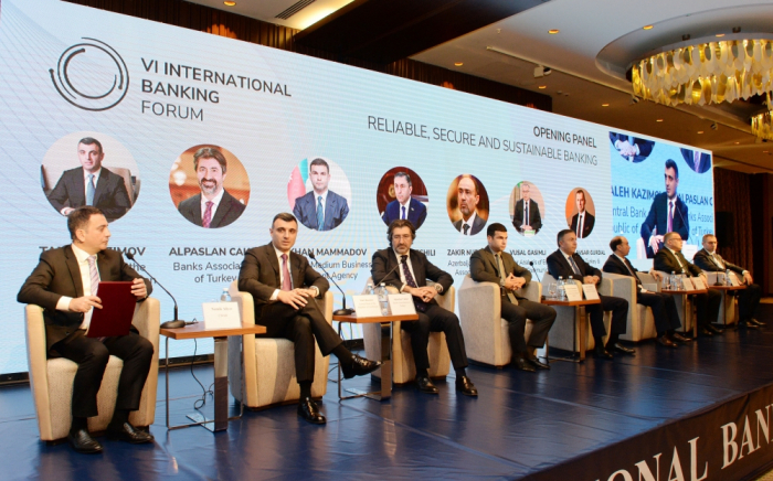 Bakú acoge el VI Foro Bancario Internacional