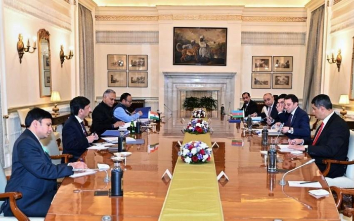   Ministerios de Relaciones Exteriores de Azerbaiyán e India realizaron consultas políticas  