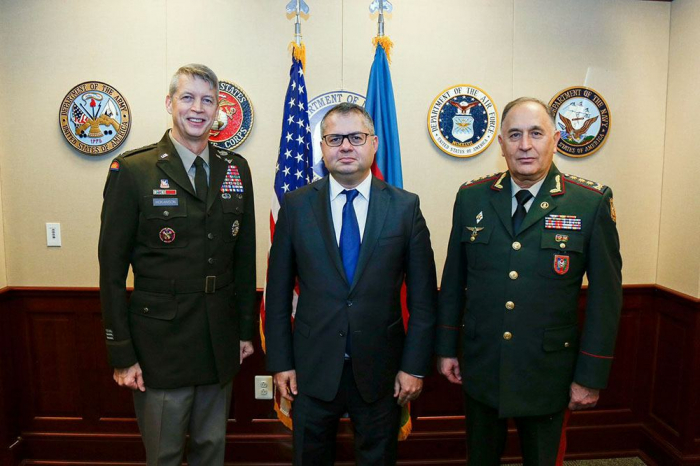   Chief of General Staff of Azerbaijan Army meets with Chief of US National Guard Bureau  
