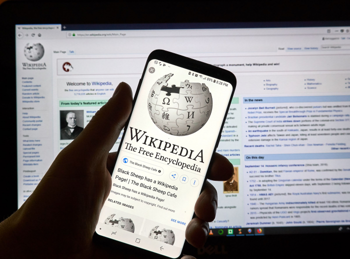 Russie: Un tribunal inflige une amende de 32 000 dollars à Wikipédia