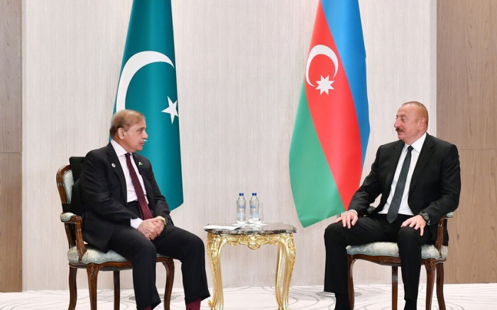  Primer ministro de Pakistán agradece al presidente de Azerbaiyán 