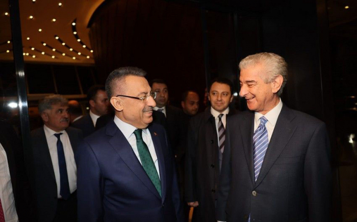   El vicepresidente de Türkiye llega a Azerbaiyán  