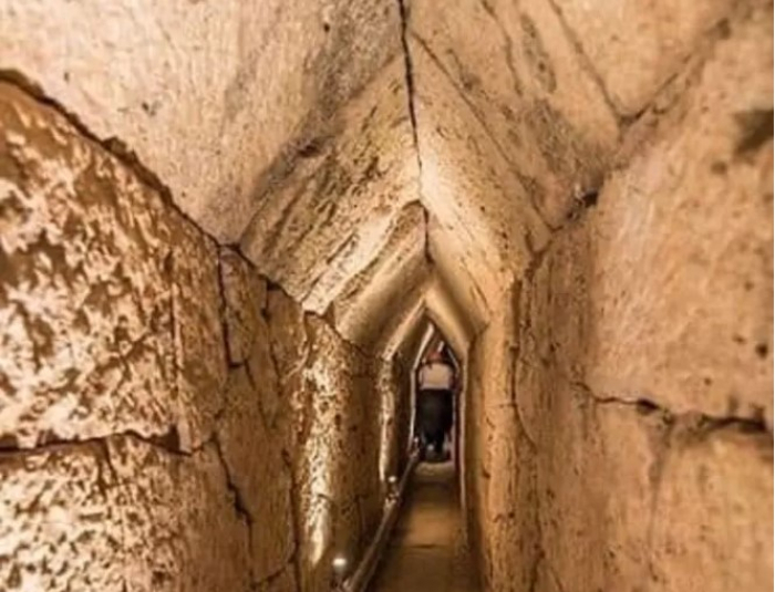 Böyük kəşf:    Kleopatranın itkin məzarına gedən gizli tunel