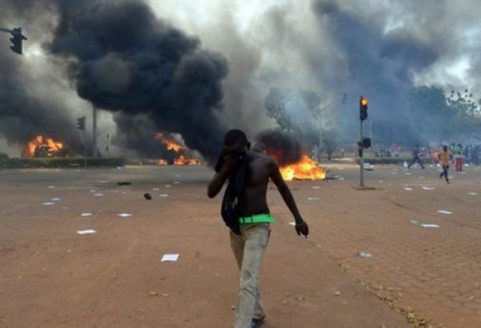 Burkina-Fasoda baş verən partlayışda 4 əsgər ölüb