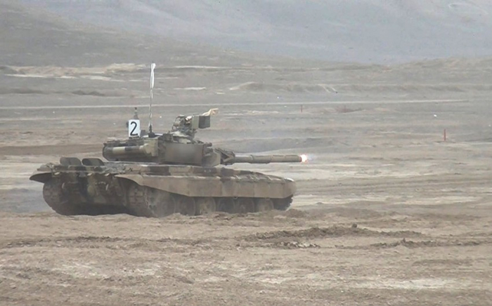   In der aserbaidschanischen Armee findet ein Wettbewerb um den Titel "Beste Panzereinheit" statt  