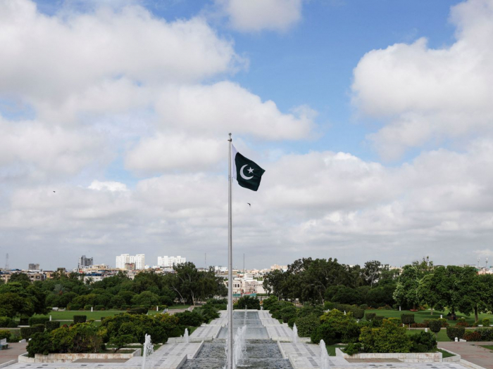 Un attentat suicide au Pakistan fait trois morts et 28 blessés