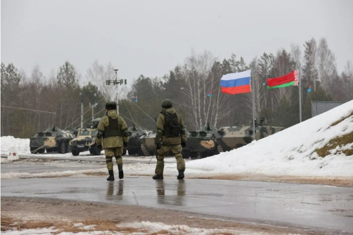 Rusiya Belarusdakı hərbçiləri Ukraynaya göndərməyə hazırlaşır 