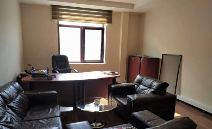 Dövlət partiyaları qərargahla təmin edəcək  
