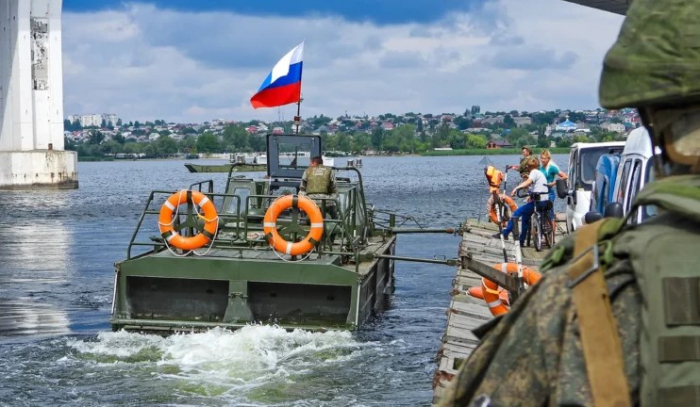  Guerre en Ukraine: Le retrait des troupes russes de Kherson est terminé 