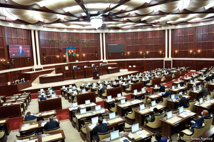2023-cü il üçün ehtiyac meyarının həddi I oxunuşda təsdiqlənib
2023-cü il üçün ehtiyac meyarının həddi I oxunuşda təsdiqlənib