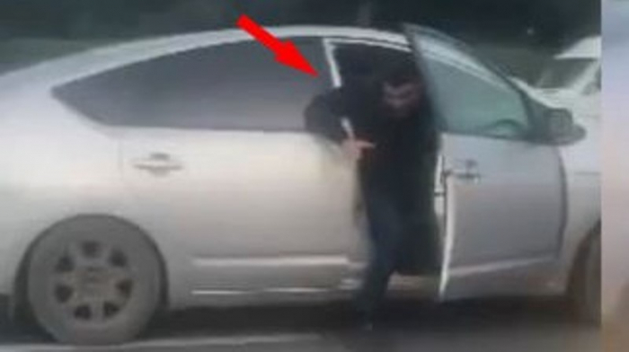 Bakı-Sumqayıt yolunda “Prius” sürücüsü sərnişini bıçaqladı - VİDEO
Bakı-Sumqayıt yolunda “Prius” sürücüsü sərnişini bıçaqladı - VİDEO