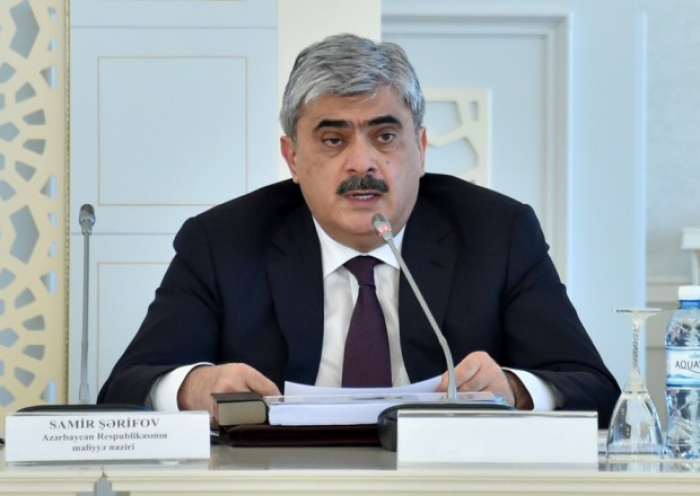 "Hərbçilərin "Qazan təminatı"nın artırılması ilə məşğuluq" - Nazir
"Hərbçilərin "Qazan təminatı"nın artırılması ilə məşğuluq" - Nazir