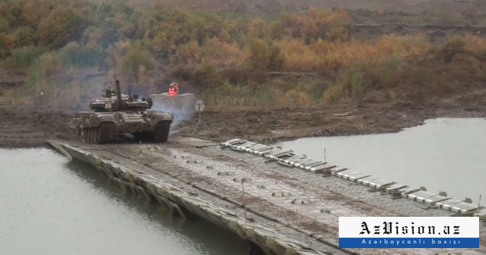   Pontoon bridge over Araz River:  Turkic response to Iran! –  PHOTOS  