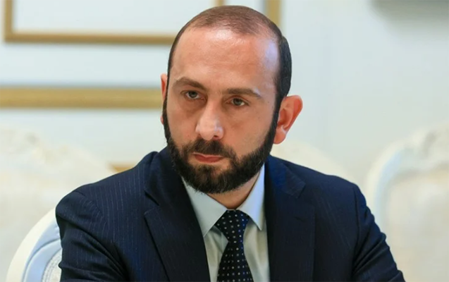   "El acuerdo de paz con Azerbaiyán no se firmará hasta finales de año" - Mirzoyan  