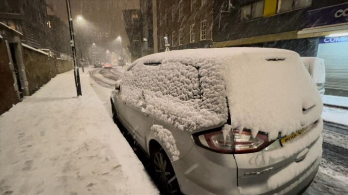 Heaviest UK snowfall since 2013 brings travel to halt as flights suspended, roads closed