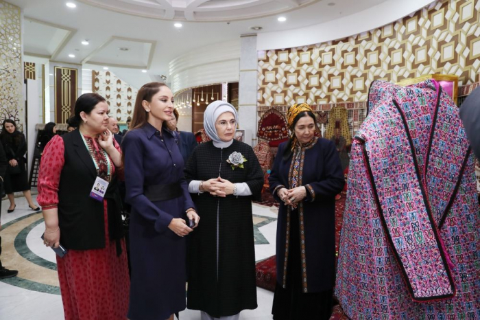   Azerbaijani First Lady Mehriban Aliyeva views exhibitions of fine and decorative arts in city of Turkmenbashi  