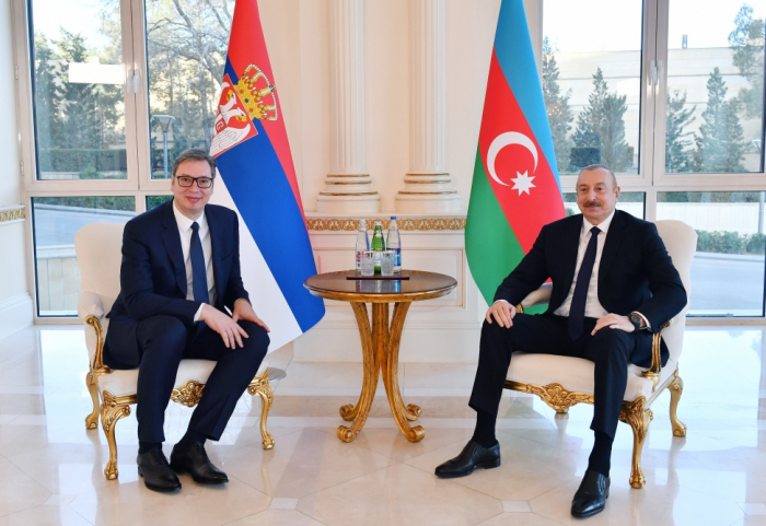   Präsident Ilham Aliyev führte ein Einzelgespräch mit dem serbischen Präsidenten  