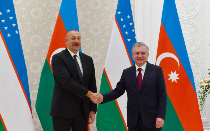Özbəkistan prezidenti İlham Əliyevi təbrik edib Özbəkistan prezidenti İlham Əliyevi təbrik edib