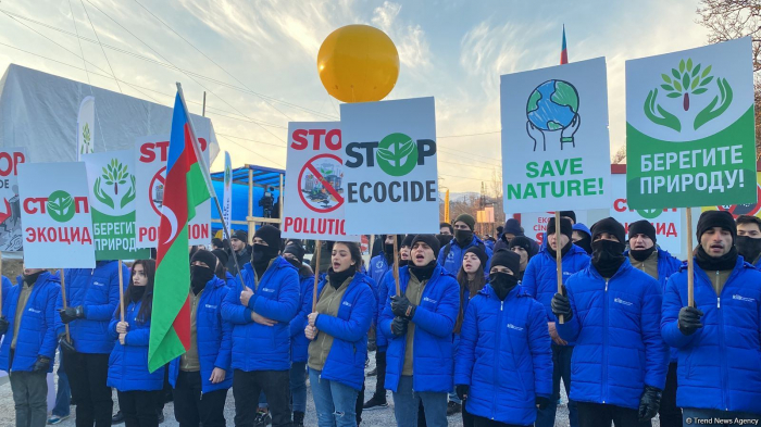  Azerbaijanis continue peaceful protests on Lachin road  