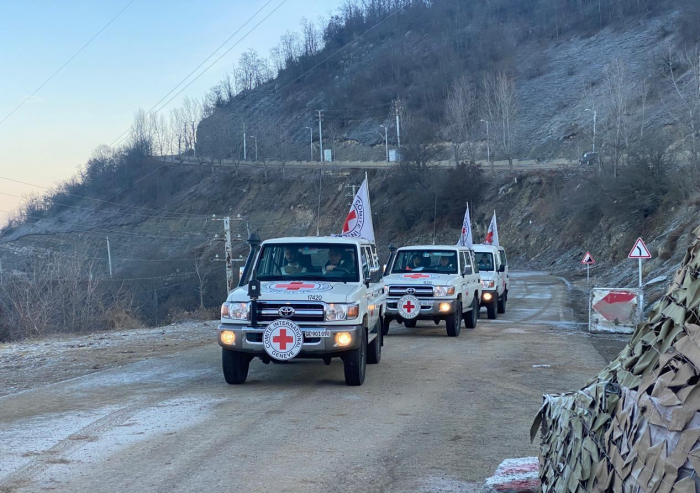 Vehicles of International Committee of Red Cross pass freely along Azerbaijan