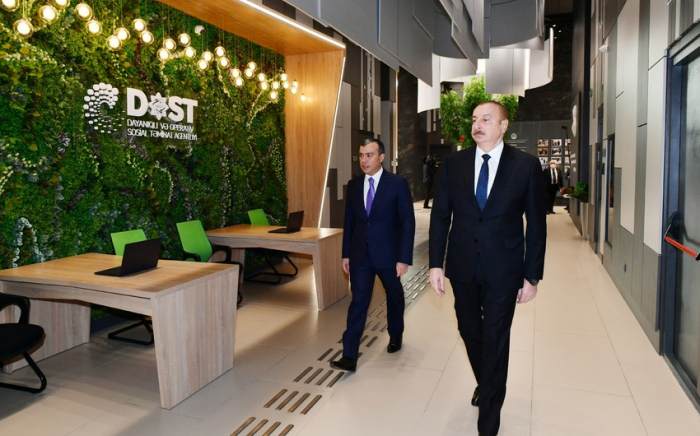   Ilham Aliyev participó en la inauguración del Centro DOST No. 5  