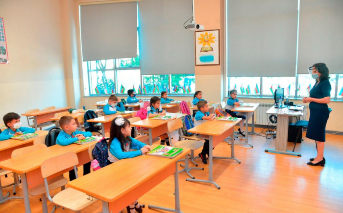 Bakıda müəllimlərin maaşı açıqlanıb Bakıda müəllimlərin maaşı açıqlanıb