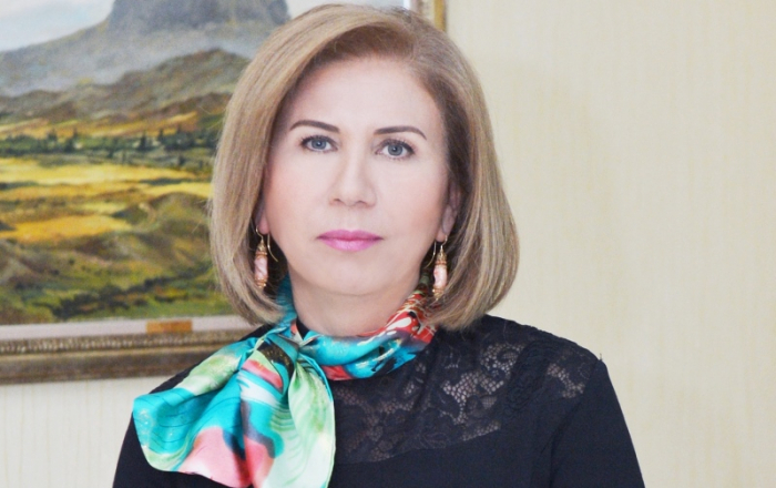 Bahar Muradova Milli Məclisdə hesabat verir Bahar Muradova Milli Məclisdə hesabat verir