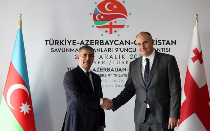 Müdafiə nazirləri regional təhlükəsizliyi müzakirə ediblər Müdafiə nazirləri regional təhlükəsizliyi müzakirə ediblər