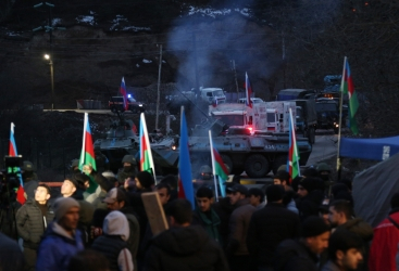   Crece el número de personas que protestan en la carretera Lachin-Shusha  