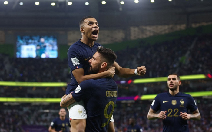       DÇ-2022:    Fransa millisi 1/4 finalda     
