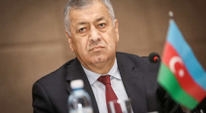 “Səfər Mehdiyevə zəng edəndən sonra buraxdılar” - Deputat
“Səfər Mehdiyevə zəng edəndən sonra buraxdılar” - Deputat