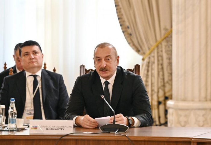       Prezident İlham Əliyev    Buxarestdə yaşıl enerji ilə bağlı iclasda çıxış edib  -   YENİLƏNİB     