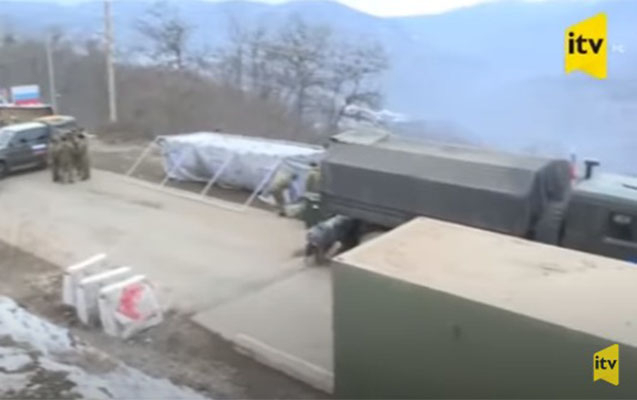 Sülhməramlılar yeni çadırlar qururlar - Video
Sülhməramlılar yeni çadırlar qururlar - Video