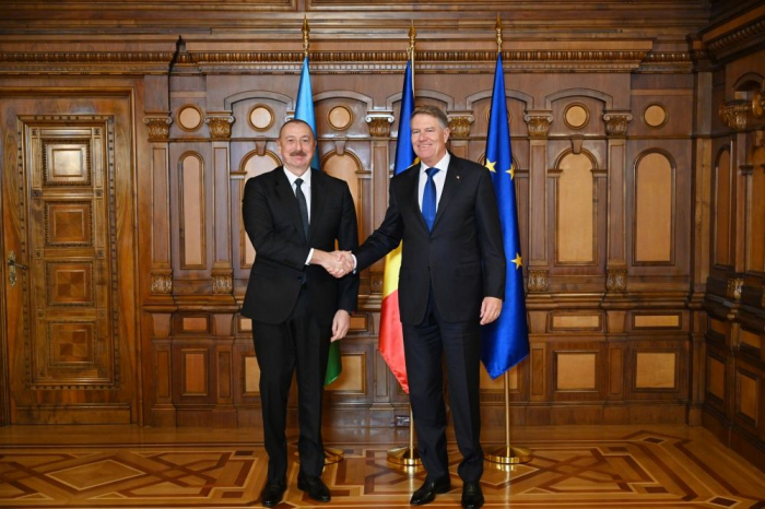   President Ilham Aliyev meets President of Romania Klaus Iohannis   