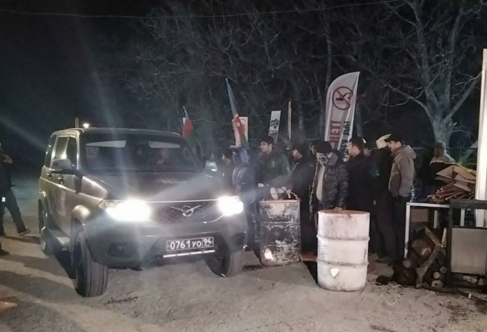 Sülhməramlıların daha iki avtomobilinə yol verildi Sülhməramlıların daha iki avtomobilinə yol verildi