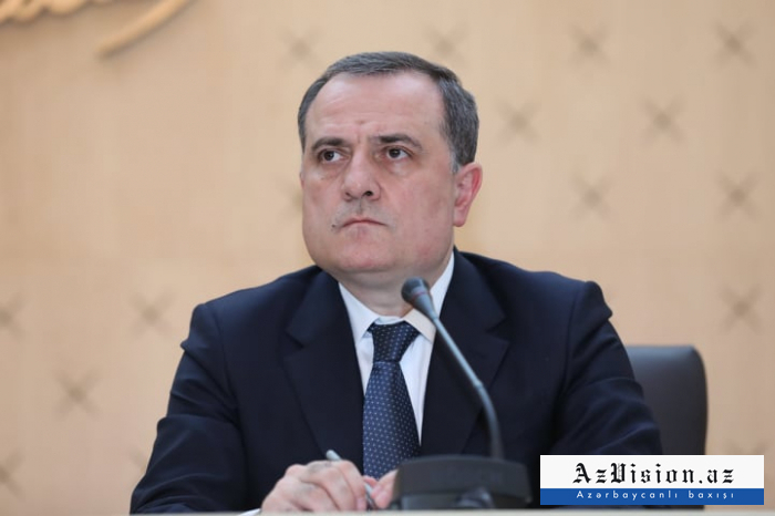 "Laçın yolundan mina təhdidləri üçün istifadə edilir" - Ceyhun Bayramov "Laçın yolundan mina təhdidləri üçün istifadə edilir" - Ceyhun Bayramov